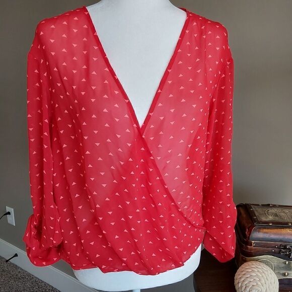 Decree Blouse Red Sz M Wrap style Sheer - Picture 2 of 8